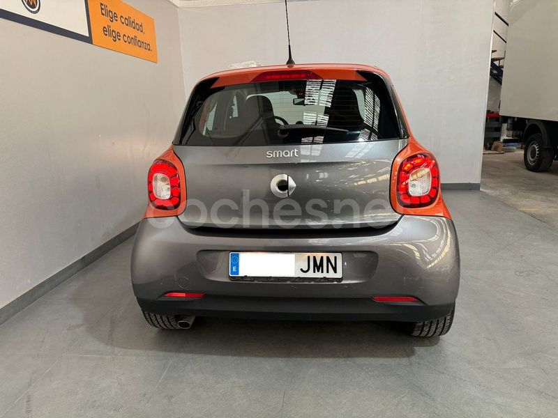 Usado Smart ForFour Passion 71 CV (52 kW) 2016 Naranja Utilitario
