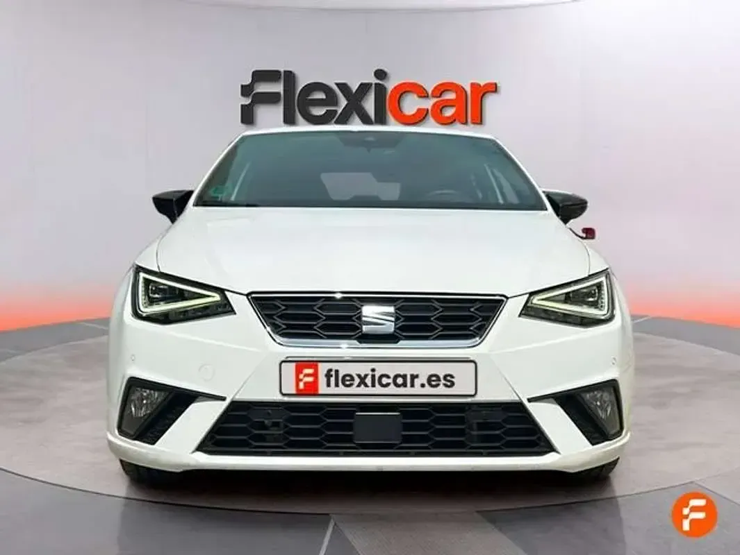 Usado Seat Ibiza Reference 80 CV (58 kW) 2025 Blanco Utilitario