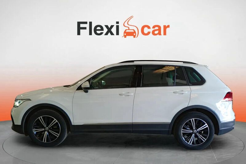 Usado VW Tiguan Life 150 CV (110 kW) 2021 Blanco SUV