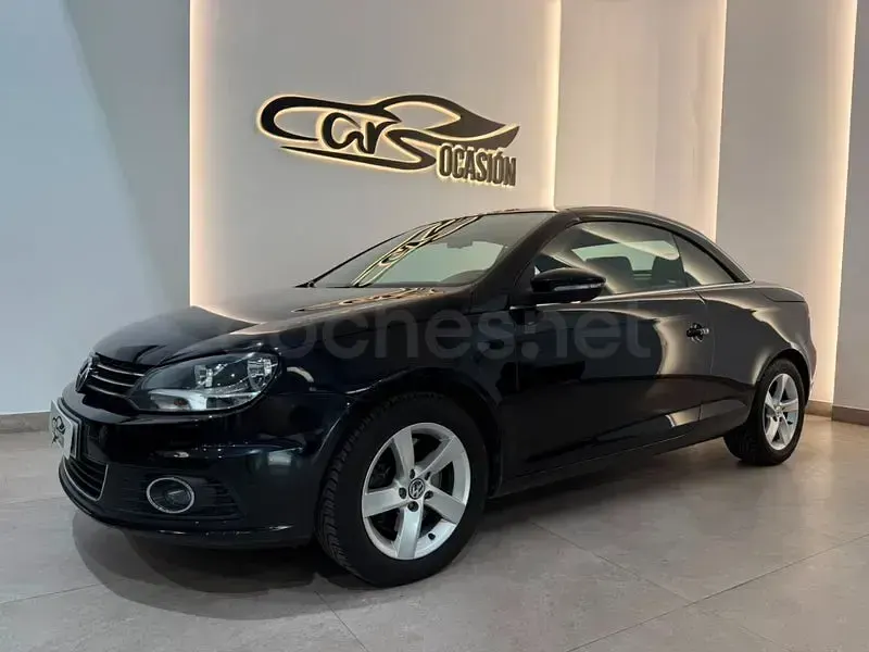 Usado VW Eos Sport 140 CV (102 kW) 2012 Negro Descapotable
