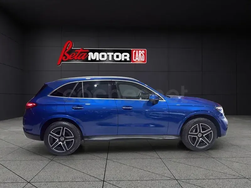 Usado Mercedes GLC300e 313 CV (230 kW) 2025 Azul SUV