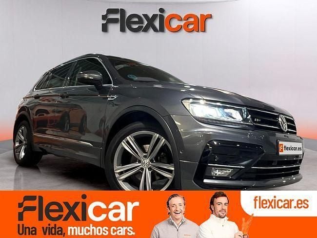 Usado VW Tiguan Sportline 150 CV (110 kW) 2019 Gris SUV