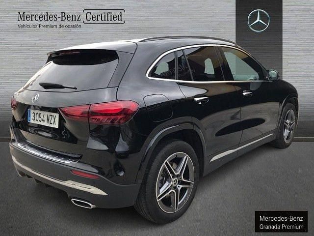 Usado Mercedes GLA250 AMG line 218 CV (160 kW) 2025 Negro noche SUV
