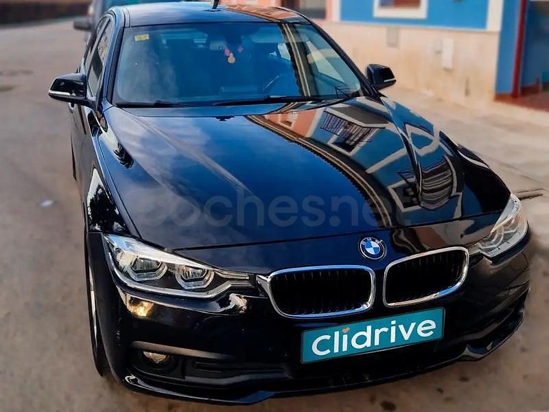 Usado BMW 318 150 CV (110 kW) 2017 Negro Berlina