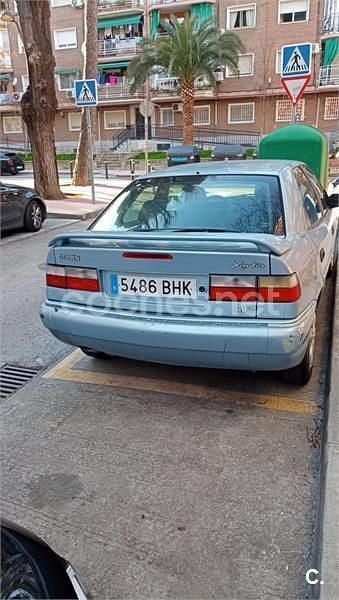 Usado Citroën Xantia 90 CV (66 kW) 2001 Azul Berlina