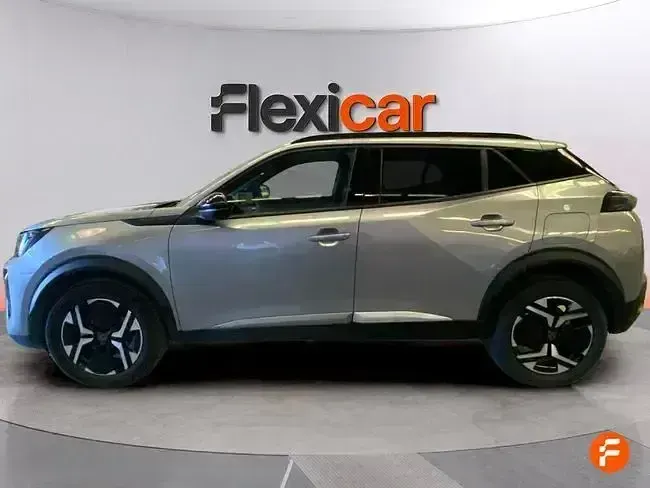 Usado Peugeot 2008 Allure 100 CV (73 kW) 2024 Gris SUV