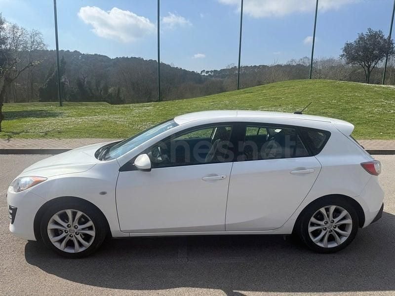 Usado Mazda 3 Active 105 CV (77 kW) 2011 Blanco Berlina