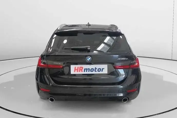 Usado BMW 330e Advantage 292 CV (214 kW) 2022 Berlina