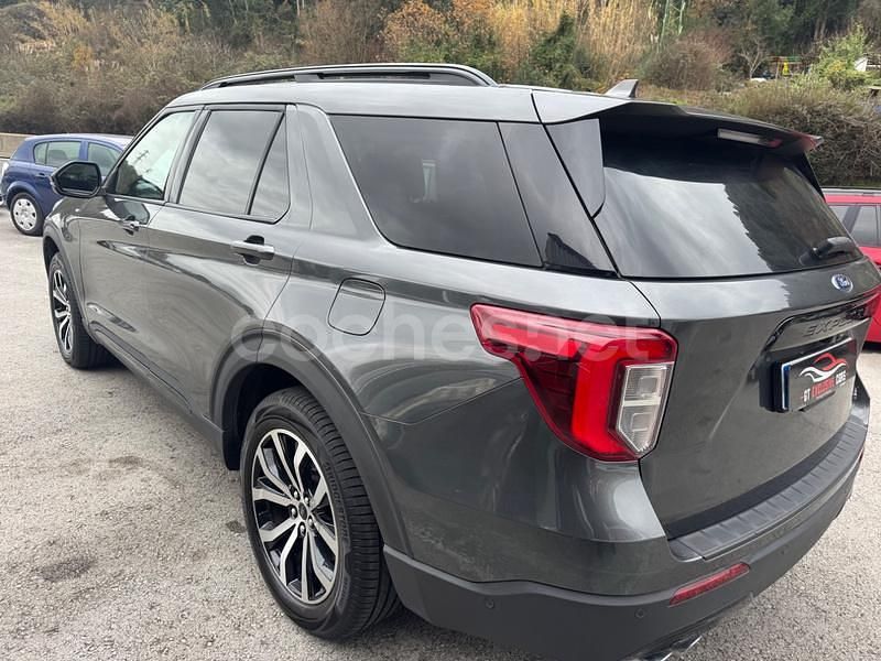 Usado Ford Explorer ST-Line 457 CV (336 kW) 2021 Gris / plata SUV