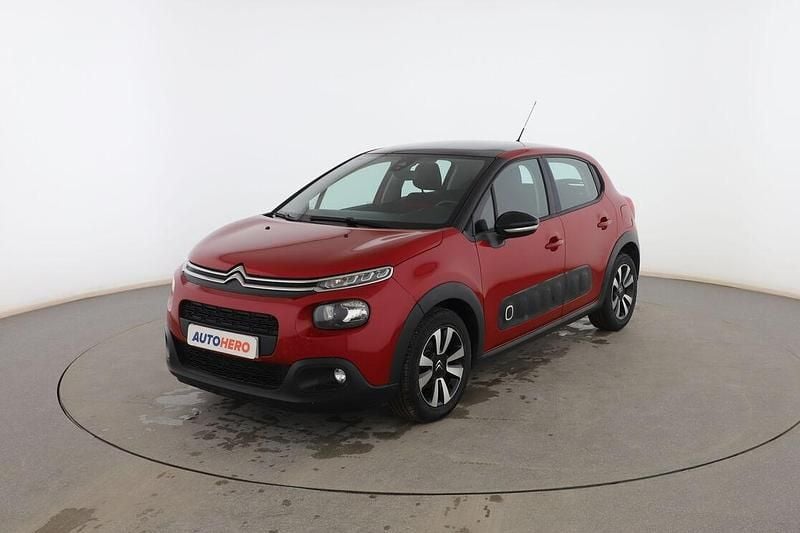 Usado Citroën C3 Feel 82 CV (60 kW) 2018 Rojo Utilitario