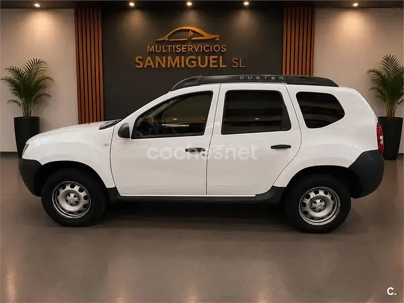 Usado Dacia Duster Ambiance 105 CV (77 kW) 2015 Blanco SUV