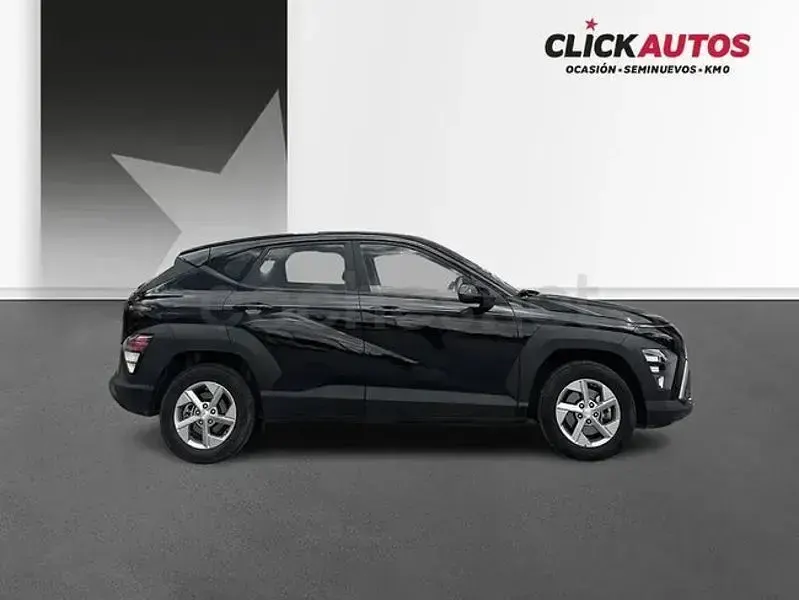 Usado Hyundai Kona 120 CV (88 kW) 2024 Negro SUV