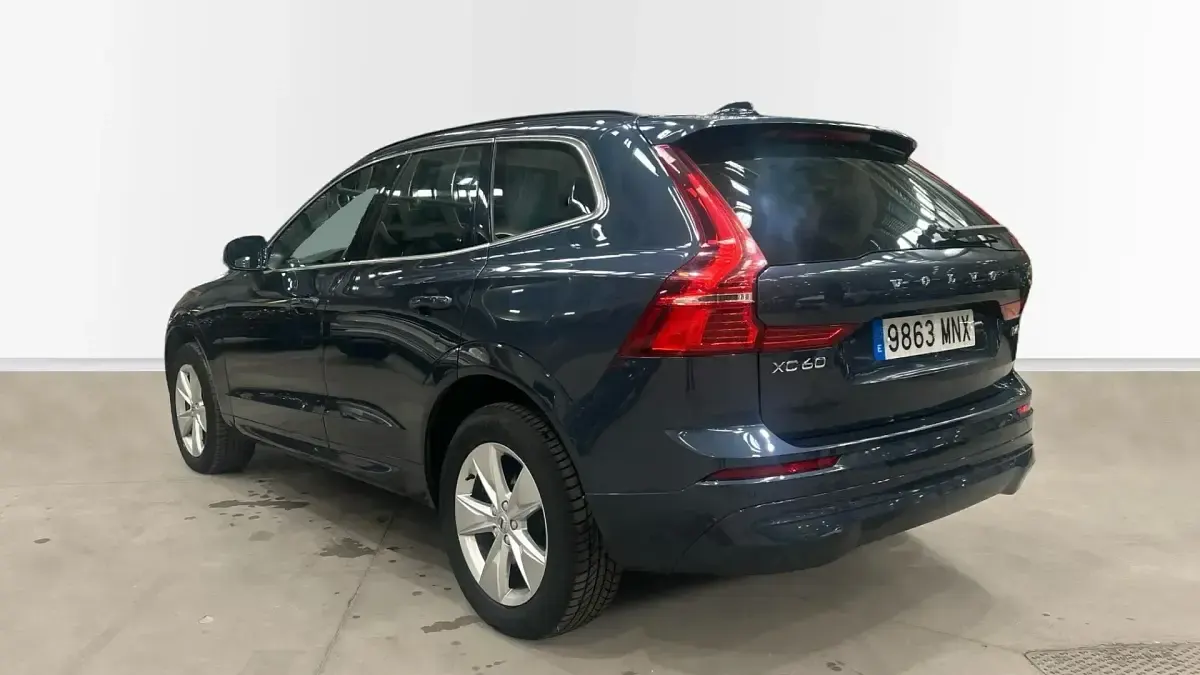 Usado Volvo XC60 Core 197 CV (144 kW) 2024 Azul SUV