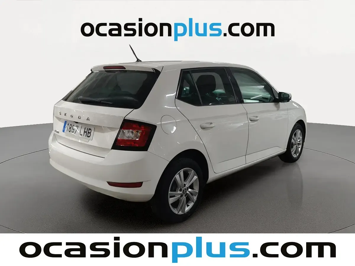 Używany Skoda Fabia Ambition 60 KM (44 kW) 2020 Biały Hatchback