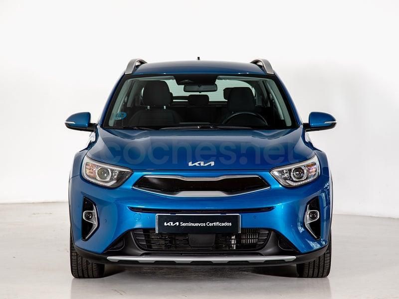 Usado Kia Stonic 100 CV (73 kW) 2024 Azul SUV