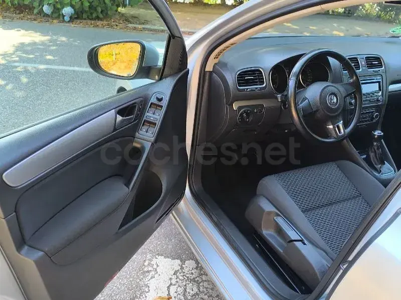 Usado VW Golf VI Advance 122 CV (89 kW) 2009 Gris / plata Utilitario