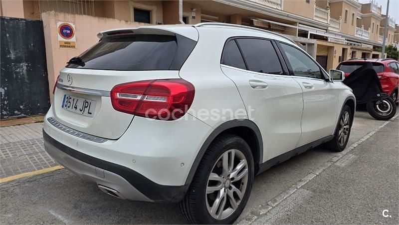 Usado Mercedes GLA200 Style 136 CV (100 kW) 2016 Blanco SUV