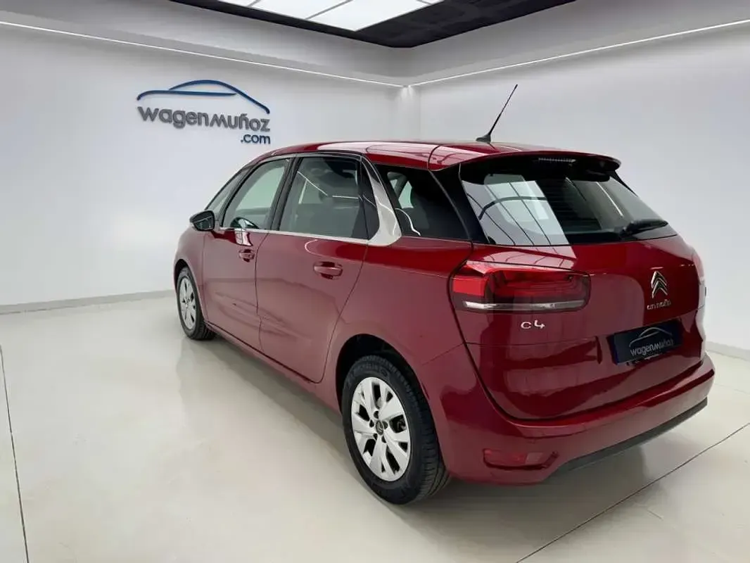 Usado Citroën C4 Picasso Live 120 CV (88 kW) 2018 Rojo Monovolumen