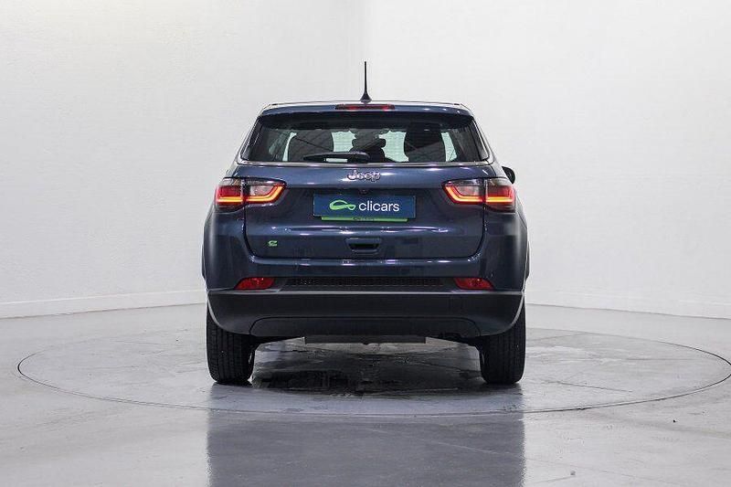 Usado Jeep Compass Longitude 130 CV (95 kW) 2024 Azul SUV