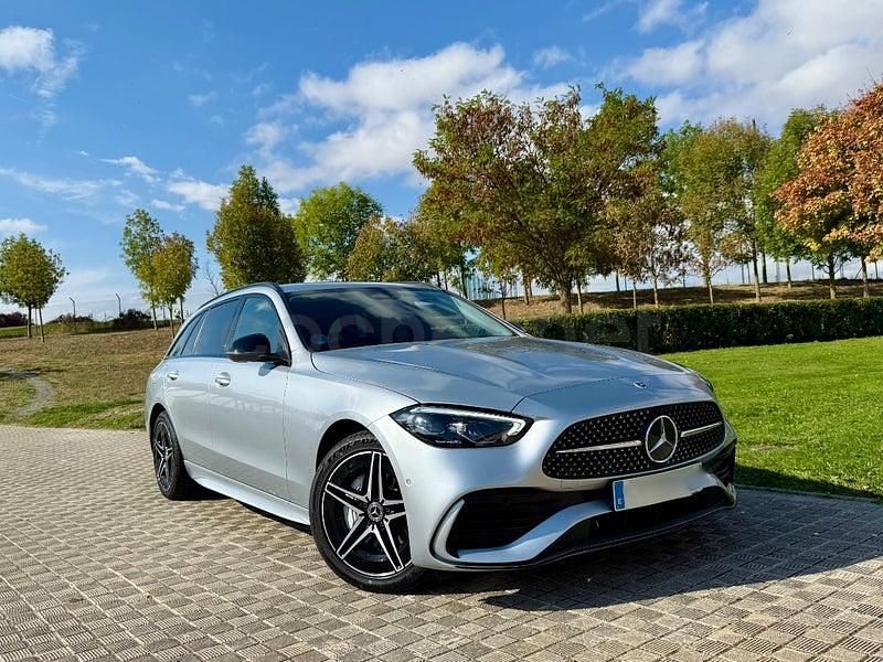 Usado Mercedes C300e 313 CV (230 kW) 2023 Gris / plata Familiar