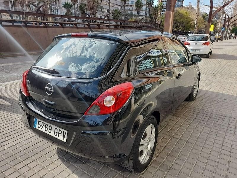 Usado Opel Corsa 90 CV (66 kW) 2009 Negro Utilitario