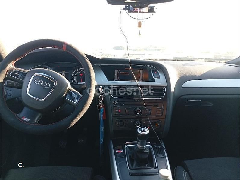 Usado Audi A4 S-Line 170 CV (125 kW) 2010 Rojo Berlina