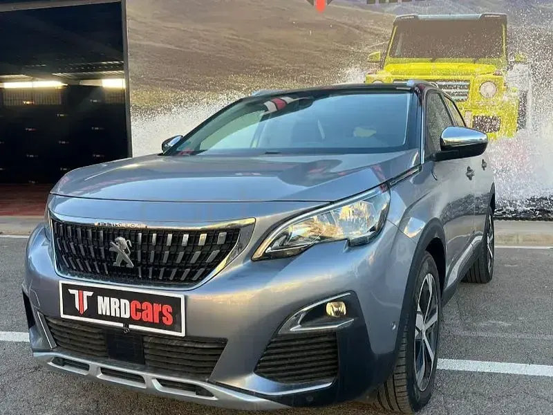 Usado Peugeot 3008 Crossway 130 CV (95 kW) 2018 Gris / plata SUV