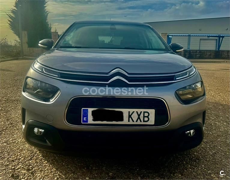 Usado Citroën C4 Live 110 CV (80 kW) 2019 Gris / plata Berlina