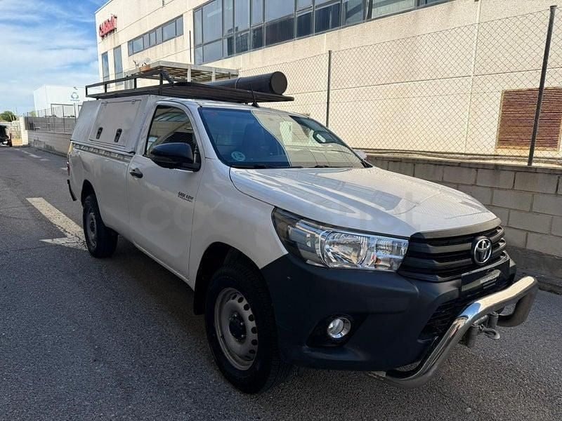 Usado Toyota HiLux 150 CV (110 kW) 2021 Blanco Pickup/Camioneta