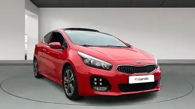 Usado Kia ProCeed GT-Line 120 CV (88 kW) 2017 Rojo Utilitario