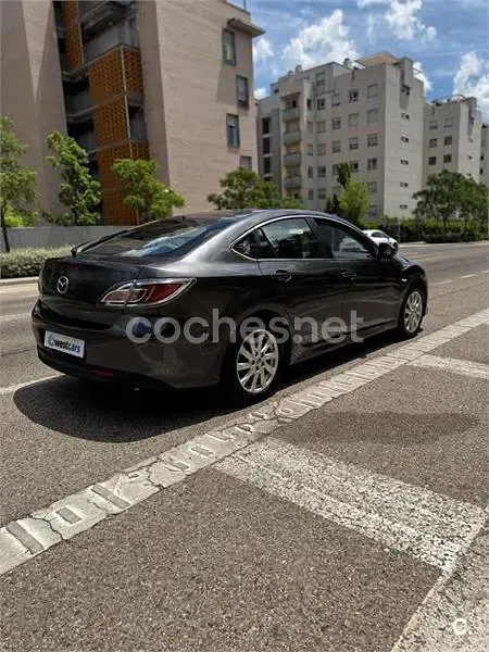 Usado Mazda 6 Active 120 CV (88 kW) 2011 Negro Berlina