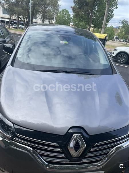 Usado Renault Espace Intens 130 CV (95 kW) 2018 Gris / plata Monovolumen
