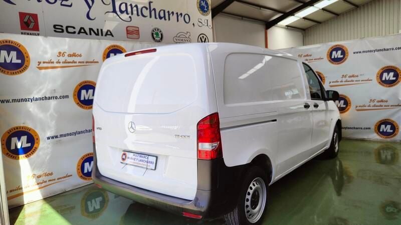 Usado Mercedes Vito 114 CV (83 kW) 2017 Blanco Van