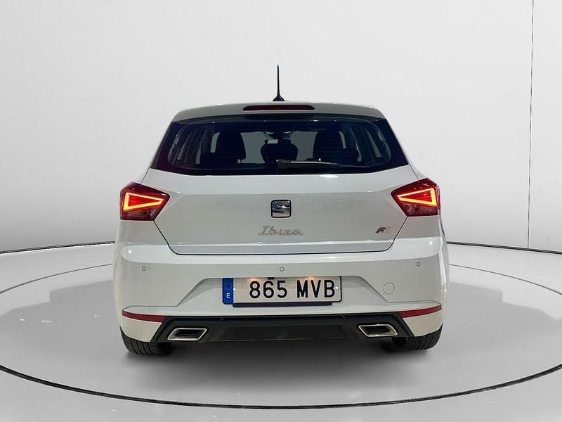 Usado Seat Ibiza FR 115 CV (84 kW) 2024 Blanco Berlina