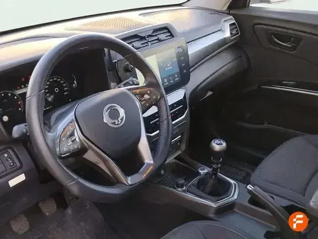 Usado SsangYong Tivoli 149 CV (109 kW) 2024 Azul SUV