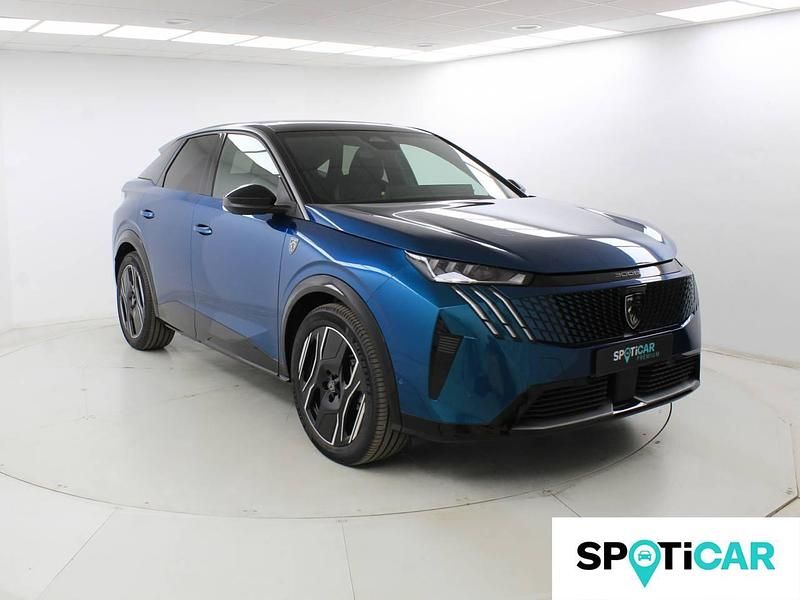 Usado Peugeot e-3008 GT 157 kW (214 CV) 2024 Azul SUV