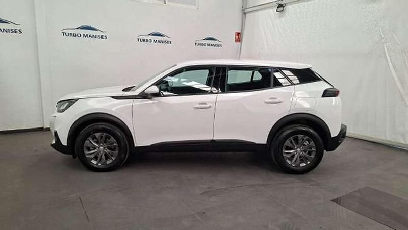 Usado Peugeot 2008 Active 110 CV (80 kW) 2021 Blanco SUV