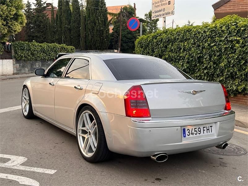 Usado Chrysler 300C Touring 218 CV (160 kW) 2007 Gris / plata Familiar