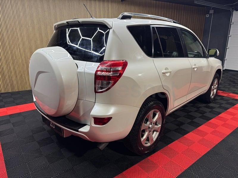 Usado Toyota RAV4 Advance 150 CV (110 kW) 2011 Blanco SUV