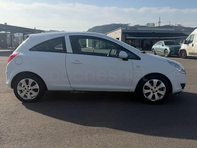 Usado Opel Corsa 90 CV (66 kW) 2008 Blanco Utilitario