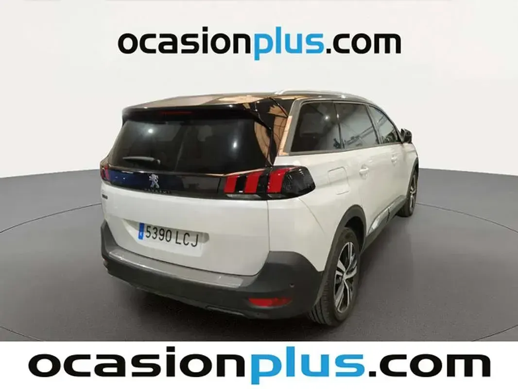 Usado Peugeot 5008 Allure 131 CV (96 kW) 2019 Blanco SUV
