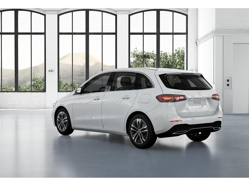 Nuevo Mercedes B180 116 CV (85 kW) 2025 Blanco Monovolumen