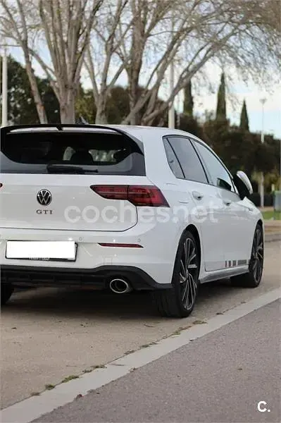 Usado VW Golf VII GTI Clubsport 301 CV (221 kW) 2021 Blanco Utilitario