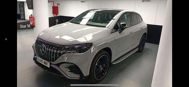 Gris Usado 2023 Mercedes EQE AMG 43 AMG SUV | 74.500 € - Imagen 1/4