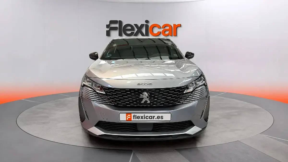 Usado Peugeot 3008 Allure 225 CV (165 kW) 2023 Gris SUV
