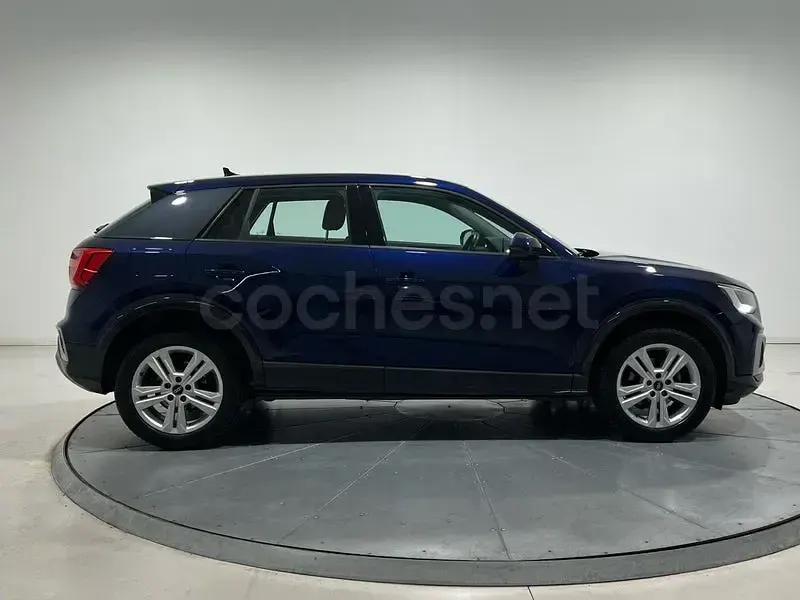 Usado Audi Q2 Advanced Plus 116 CV (85 kW) 2022 Azul SUV