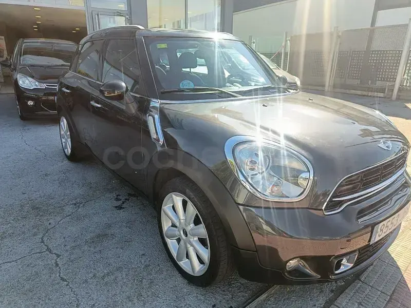 Usado Mini Cooper SD Countryman 143 CV (105 kW) 2014 Marrón SUV