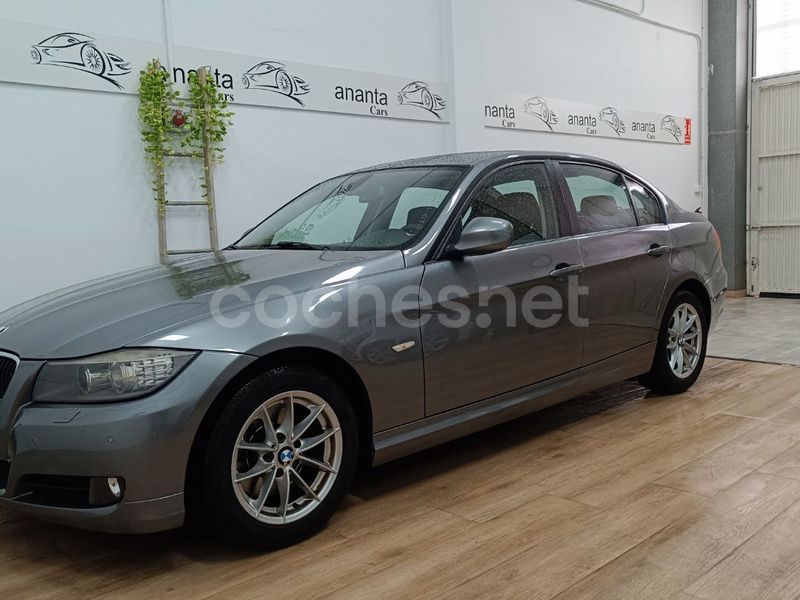 Gris / plata Usado 2011 BMW 320 Efficient Dynamics Berlina | 7990 € (Buen precio) - Imagen 1/4
