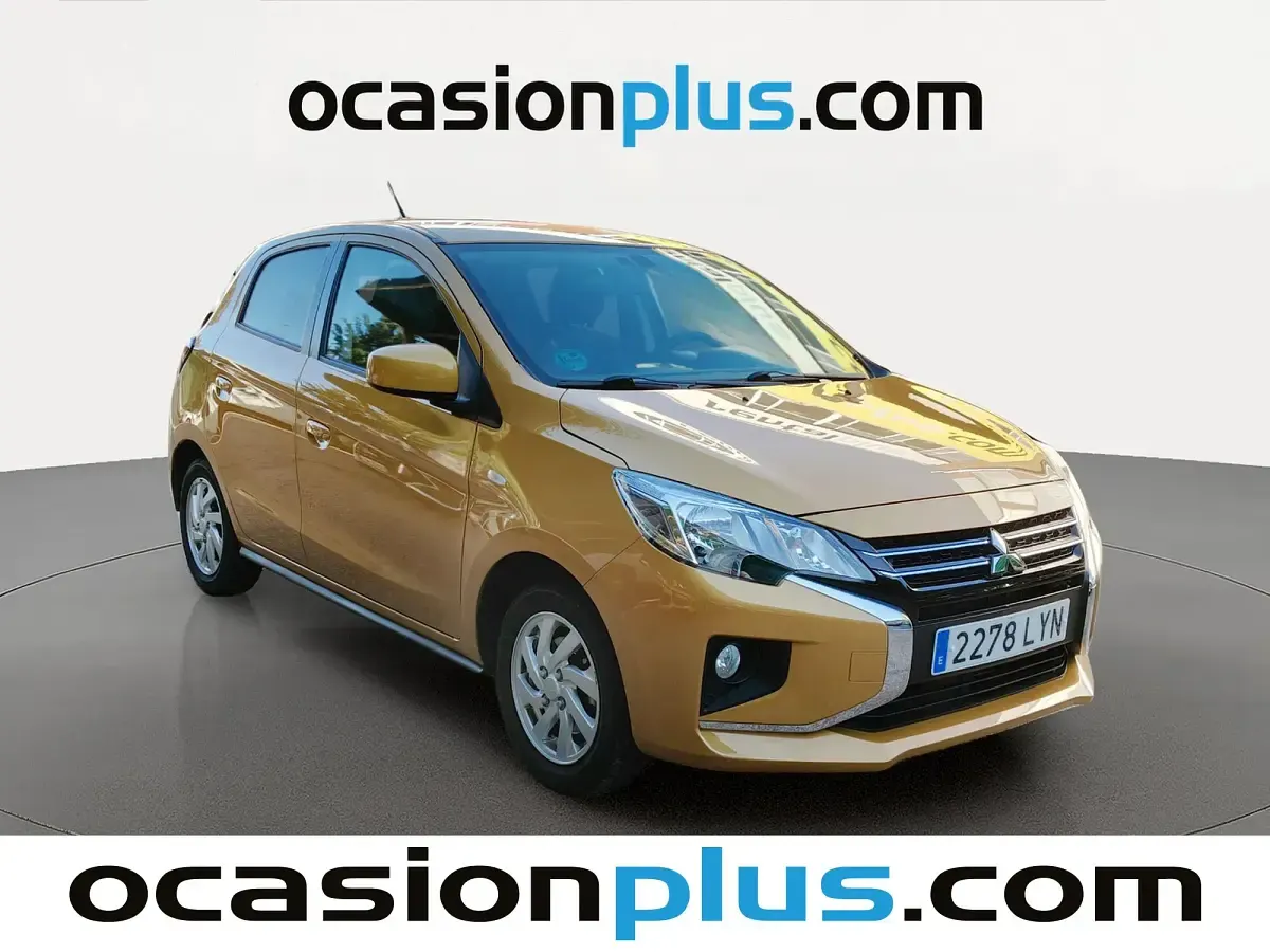 Usado Mitsubishi Space Star Motion 71 CV (52 kW) 2022 Oro Utilitario
