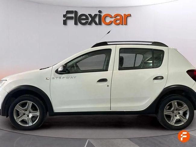 Usado Dacia Sandero Essentiel 90 CV (66 kW) 2018 Blanco